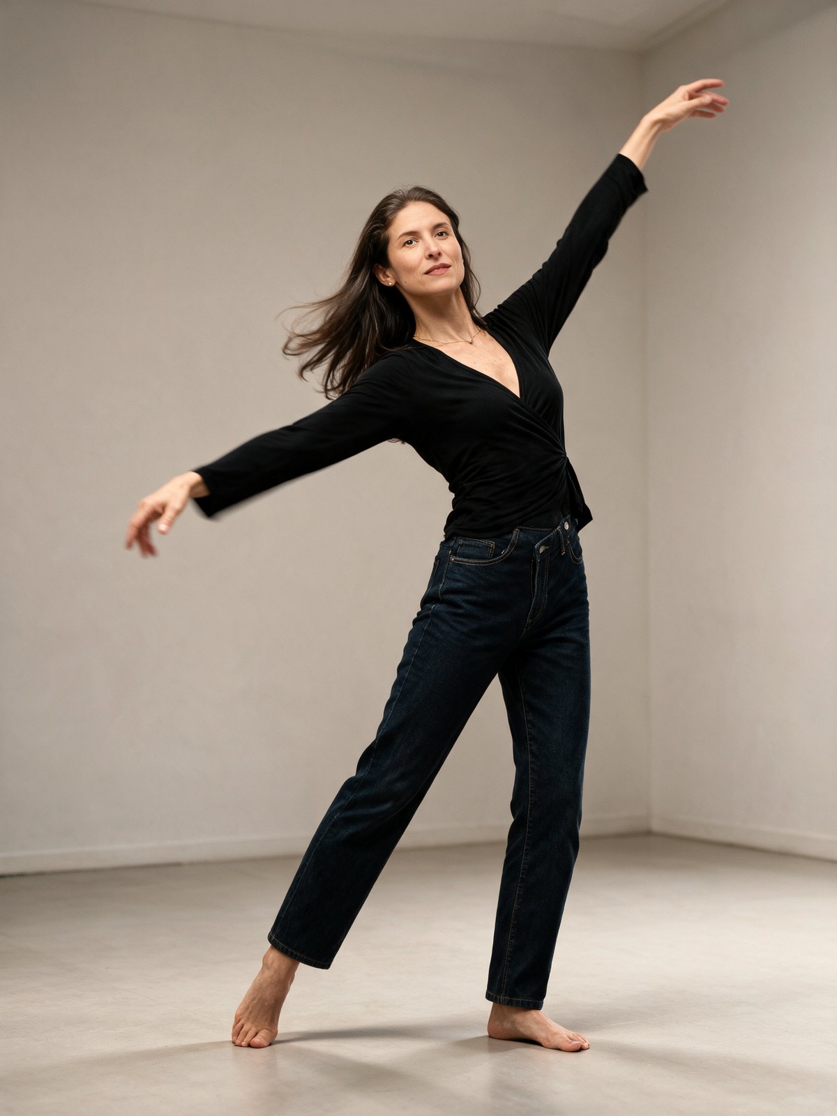 Paola Madrigal — Cuerpo